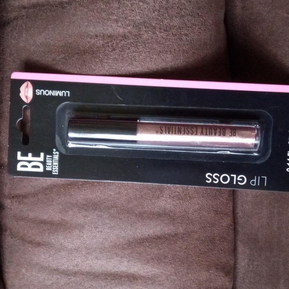 Brand New BE BEAUTY ESSENTIALS Lip Gloss